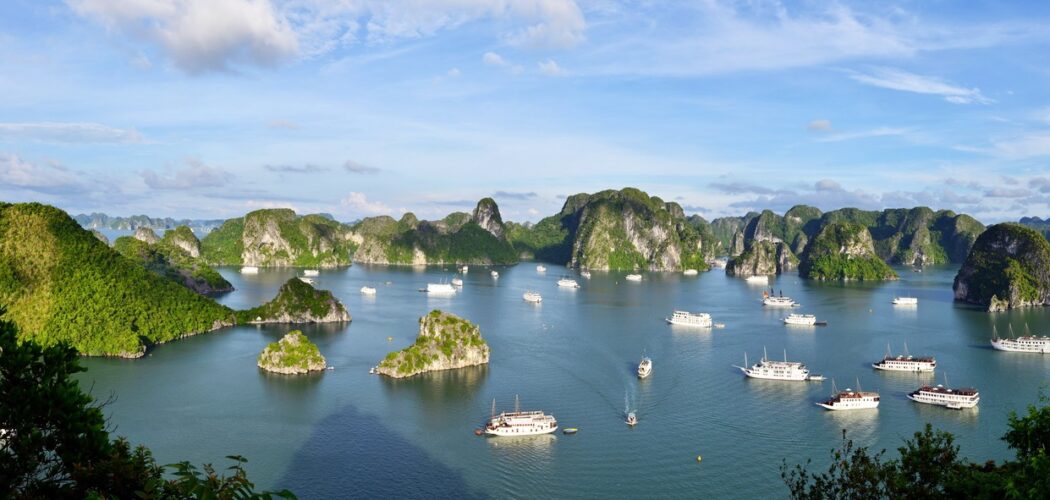 Baie d'Halong -Tamtours.vn